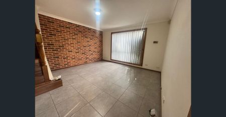 Prime Location - Photo 3