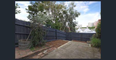 Character, Comfort & Convenience - Photo 5