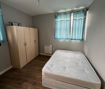 Studio Flat, Cherry Orchard Road, CR0 - Photo 4