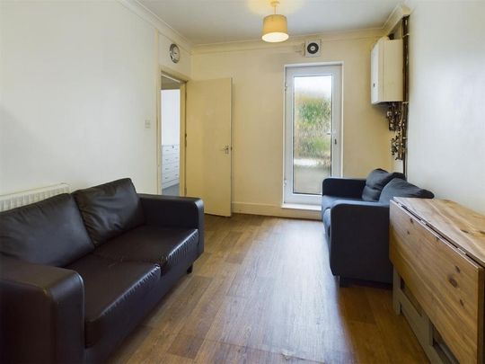 5 bedroom terraced house to rent - Photo 1