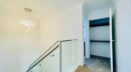 MANUREWA, 4 BEDROOMS - Photo 5