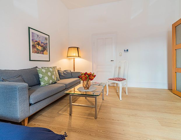 City-Residence: Großzügige 1-Zimmer-Wohnung mit Doppelbett Nähe Kirchplatz - Photo 1