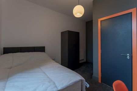 1 bedroom in a house share to rent - Photo 4