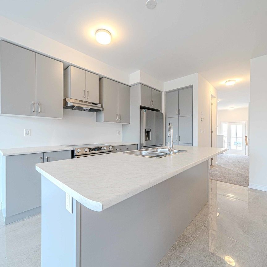 For Lease - 1054 Lockie Drive, Oshawa, Ontario - Photo 1