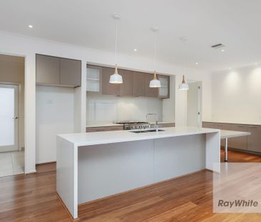 Immaculate Home! - Photo 5
