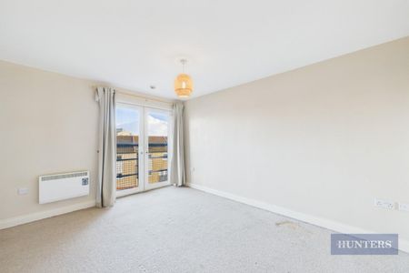 2 bedroom Flat To Let - Photo 5