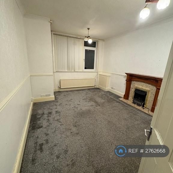 2 bedroom semi-detached house to rent - Photo 1