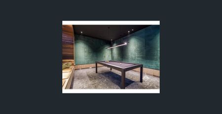 Modern One-Bedroom Apartment with Stunning Views in the Heart of Melbourne in WSP building - Photo 4