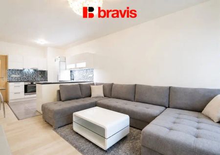 Pronájem prostorného bytu 2+kk, ul. Vídeňská, Brno- Štýřice, balkon, zařízený - Photo 2