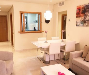 2 Bedroom Apartment For Rent in New Golden Mile, Málaga - Photo 3