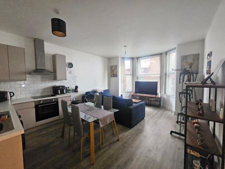 College Place, Southampton - Photo 2