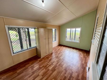 RURAL LIFESTYLE CLOSE TO TOWN - Photo 3