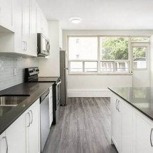 Pet-Friendly Suites by Long Branch GO! (Forty Second St) - Photo 2