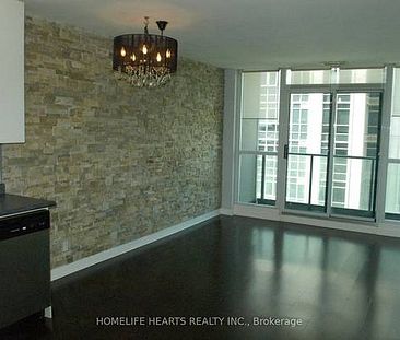 HARBOURFRONT GEM 1 BED CONDO PARKING AND LOCKER INCLD - Photo 1