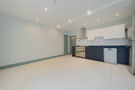 Powis Gardens, Notting Hill, W11, London - Photo 5