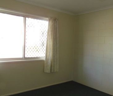 1/19 Meadow Street, North Mackay - Photo 3