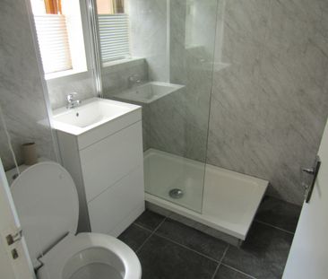 Dickinson Court, Wakefield - Photo 2