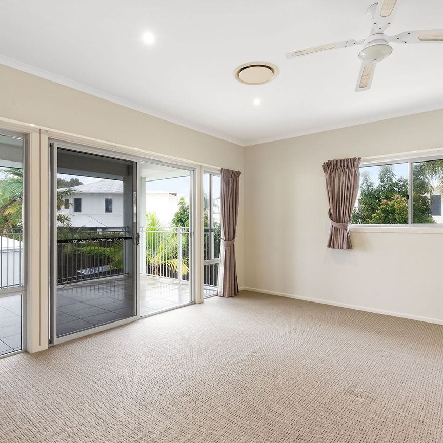 24 Ironhurst Place, - Photo 1