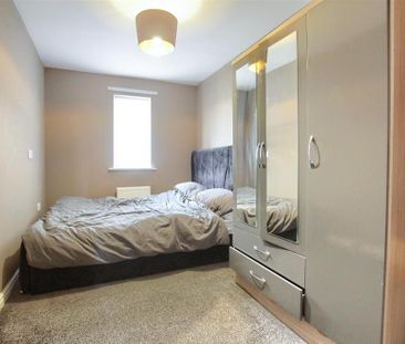 2 bedroom apartment to rent - Photo 6