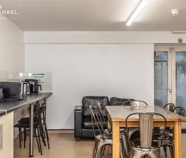 1 bedroom in a house share to rent - Photo 6