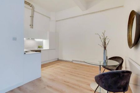 1 bedroom flat to rent - Photo 2