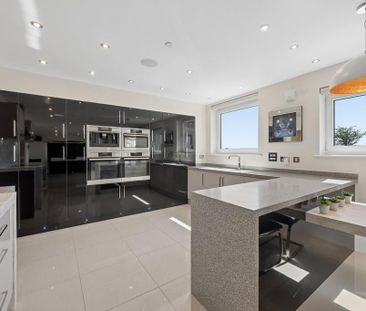 5 bedroom detached house to rent - Photo 5