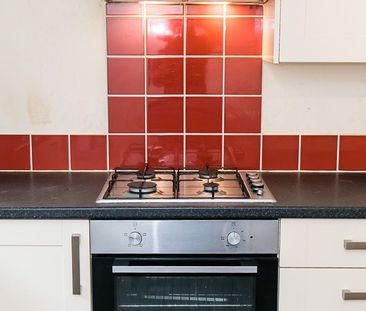 Welton Grove, Hyde Park, Leeds - Photo 2