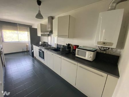 RENNES, allée de Lanester, chambre meublée (9m²) à louer dans un appartement en collocation de... - Photo 4