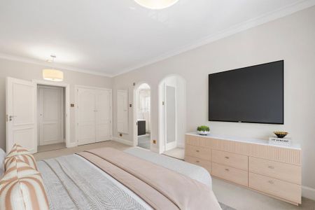 5 bedroom detached house to rent - Photo 4