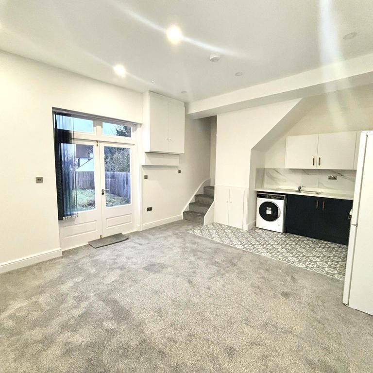 1 bedroom apartment to rent - Photo 1