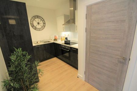 2 bedroom apartment to rent - Photo 3