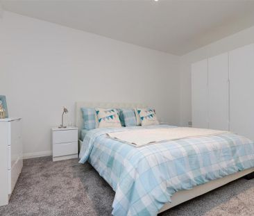 2 bedroom apartment to rent - Photo 4