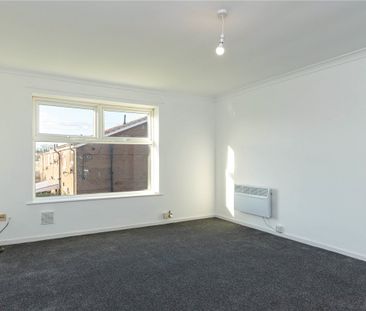 Peveril Walk, Macclesfield, Cheshire, SK11 - Photo 5