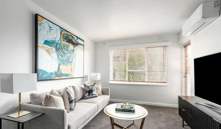 Modern Comfort and Convenience in the Heart of Hawthorn East - Photo 3