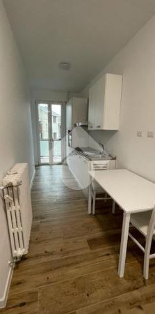 Bilocale in affitto - Photo 2