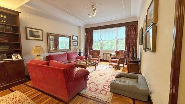 4 bedroom luxury Flat for rent in Bilbao, Spain - Photo 1