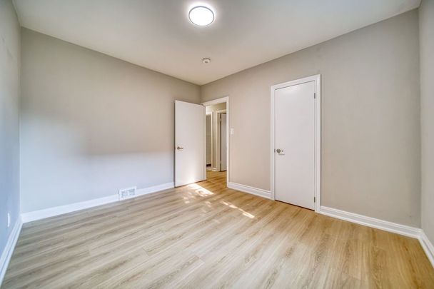 For Lease - 82 Oxford Street Unit# Main, Richmond Hill, Ontario - Photo 1