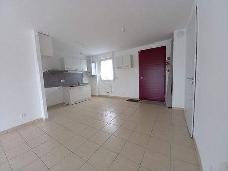 Location maison 3 pièces, 70.35m², Étrépagny - Photo 3