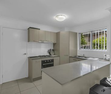 TOWNHOUSE FOR RENT - Photo 4