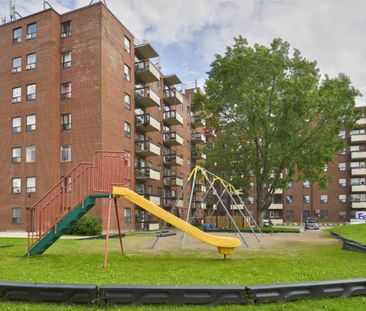 Morning Star Apartments | 3420, 3425 Morning Star Drive, Mississauga - Photo 1