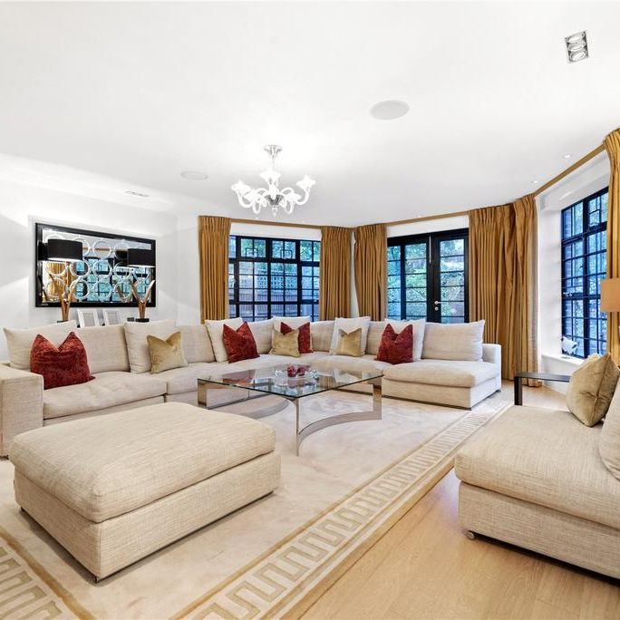 5 bedroom end of terrace house to rent - Photo 1