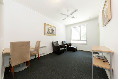 5109/570 Lygon Street, Carlton VIC 3053 - Photo 5