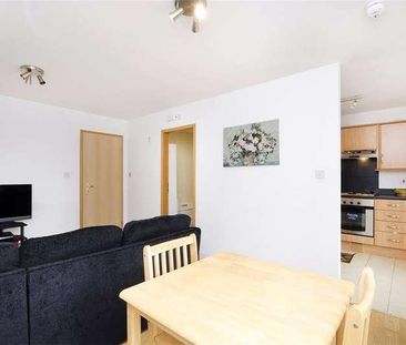 Islip Street, Kentish Town, London, NW5 - Photo 2