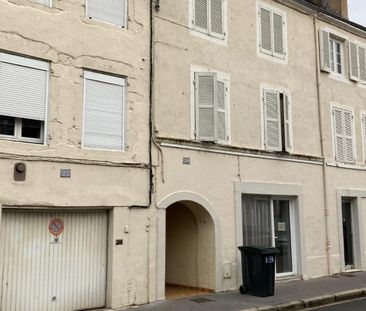 Location Appartement 1 pièce 47m² CHALON SUR SAONE 71100 - Photo 1