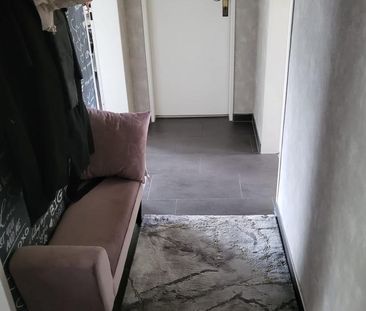 3 Zimmer Wohnung in Leverkusen Hitdorf mit Einbauküche - Photo 1