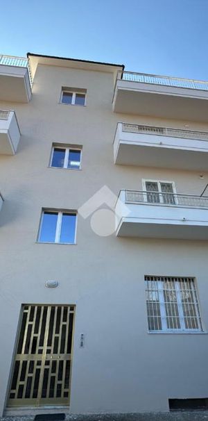 Trilocale in affitto - Photo 1