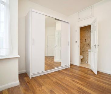 3 bedroom ground floor flat to rent - Photo 6