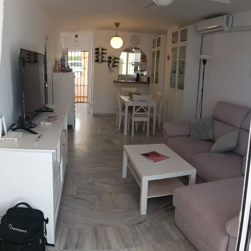 Piso de alquiler en Calle Geranio, 34, Calahonda - Photo 1