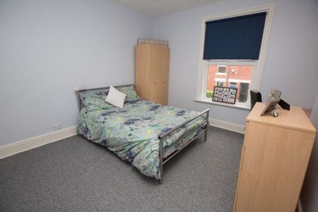 3 bedroom house share to rent - Photo 3