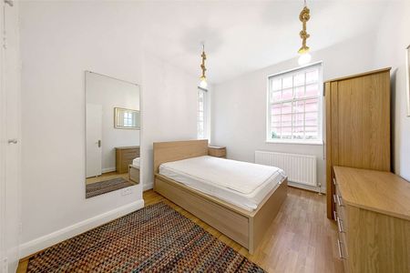 A well presented two-bedroom apartment ideally located to Baker Street and Regent's Park. - Photo 5